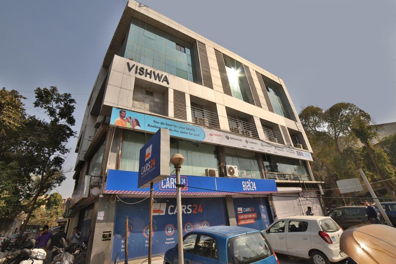Capital O Kalash Residency Ahmedabad Eksteriør bilde